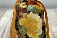 Autumn Flowers Tarot Bag/ Custom Tarot Pouch/ Keepsake Bag / Drawstring Bag / Oracle Bag / Crystal Bag / Tarot Pouch / Cosmetic Bag