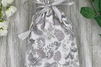 Winter Leaves Tarot Bag/ Custom Tarot Pouch/ Keepsake Bag / Drawstring Bag / Oracle Bag / Crystal Bag / Tarot Pouch / Cosmetic Bag