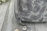 Winter Leaves Tarot Bag/ Custom Tarot Pouch/ Keepsake Bag / Drawstring Bag / Oracle Bag / Crystal Bag / Tarot Pouch / Cosmetic Bag