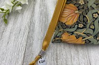 Willim Morris Tarot Bag/ Custom Tarot Bag/ Keepsake Bag / Drawstring Bag / Oracle Bag / Jewelry Bag / Crystal Bag / Gift Bag / Tarot Pouch