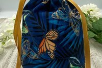 Butterfly Tarot Bag/ Custom Tarot Pouch/ Keepsake Bag / Drawstring Bag / Oracle Bag / Crystal Bag / Tarot Pouch / Cosmetic Bag