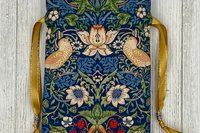William Morris Tarot Bag/ Custom Tarot Bag/ Keepsake Bag / Drawstring Bag / Oracle Bag / Jewelry Bag / Crystal Bag / Gift Bag / Tarot Pouch