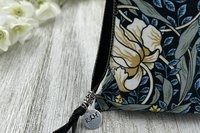 William Morris Tarot Bag/ Custom Tarot Bag/ Keepsake Bag / Drawstring Bag / Oracle Bag / Jewelry Bag / Crystal Bag / Gift Bag / Tarot Pouch