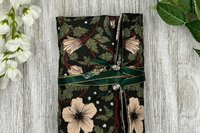 Reversible Silk Lined Tarot Wrap/ William Morris Tarot Wrap / Tarot Supplies / Tarot Deck Storage / Tarot Cloth / Tarot Supplies / Altar