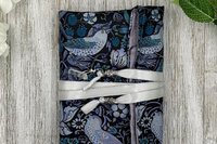 Reversible Silk Lined Tarot Wrap/ William Morris Tarot Wrap / Tarot Supplies / Tarot Deck Storage / Tarot Cloth / Tarot Supplies / Altar