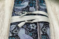 Reversible Silk Lined Tarot Wrap/ William Morris Tarot Wrap / Tarot Supplies / Tarot Deck Storage / Tarot Cloth / Tarot Supplies / Altar