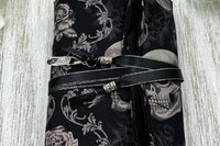 Reversible Cotton Lined Tarot Wrap/ Witchy Skull Tarot Wrap / Tarot Supplies / Tarot Deck Storage / Tarot Cloth / Tarot Supplies / Altar