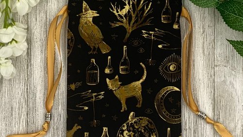 Witchy Tarot Bag/ Custom Tarot Pouch/ Keepsake Bag / Drawstring Bag / Oracle Bag / Crystal Bag / Tarot Pouch / Cosmetic Bag