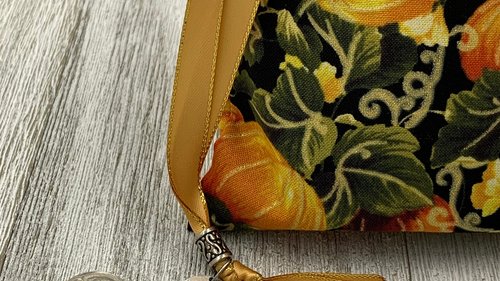 Pumpkin Tarot Bag/ Custom Tarot Pouch/ Keepsake Bag / Drawstring Bag / Oracle Bag / Crystal Bag / Tarot Pouch / Cosmetic Bag