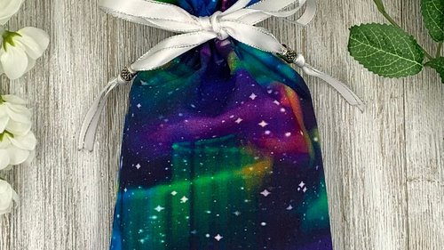 Northern Lights Tarot Bag/ Custom Tarot Pouch/ Keepsake Bag / Drawstring Bag / Oracle Bag / Crystal Bag / Tarot Pouch / Cosmetic Bag