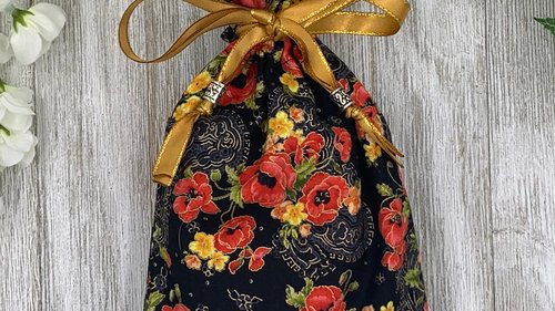 Floral Filigree Tarot Bag/ Custom Tarot Pouch/ Keepsake Bag / Drawstring Bag / Oracle Bag / Crystal Bag / Tarot Pouch / Cosmetic Bag