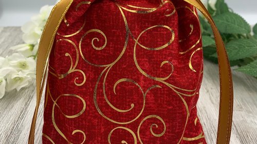 Gold Scrolls Tarot Bag/ Custom Tarot Pouch/ Keepsake Bag / Drawstring Bag / Oracle Bag / Crystal Bag / Tarot Pouch / Cosmetic Bag