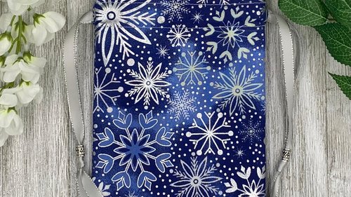 Snowflake Tarot Bag/ Custom Tarot Pouch/ Keepsake Bag / Drawstring Bag / Oracle Bag / Crystal Bag / Tarot Pouch / Cosmetic Bag