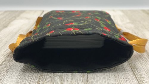 Berry Tarot Bag/ Custom Tarot Pouch/ Keepsake Bag / Drawstring Bag / Oracle Bag / Crystal Bag / Tarot Pouch / Cosmetic Bag