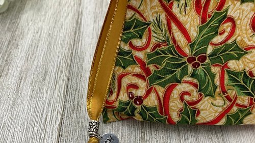 Holly Tarot Bag/ Custom Tarot Pouch/ Keepsake Bag / Drawstring Bag / Oracle Bag / Crystal Bag / Tarot Pouch / Cosmetic Bag