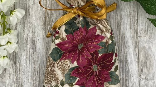 Poinsettia Tarot Bag/ Custom Tarot Pouch/ Keepsake Bag / Drawstring Bag / Oracle Bag / Crystal Bag / Tarot Pouch / Cosmetic Bag
