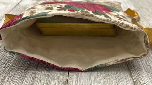 Poinsettia Tarot Bag/ Custom Tarot Pouch/ Keepsake Bag / Drawstring Bag / Oracle Bag / Crystal Bag / Tarot Pouch / Cosmetic Bag