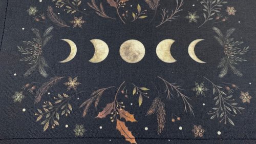 MINI Altar Cloth - Leaves Lunar Phase, Traveling Altar Cloth, Portable Altar Cloth, Small Spaces Altar, Home Office Altar
