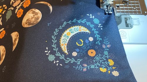 Moon Phase Floral Altar Cloth, Tarot Cloth, Altar Decor, Double Sided Altar Cloth, Wall Hanging, Dice Mat, Centerpiece