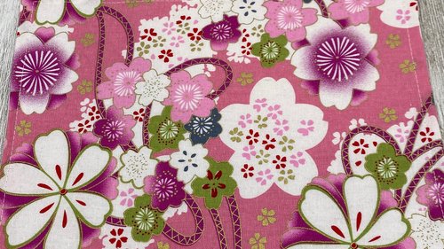 MINI Altar Cloth - Flowers Traveling Altar Cloth, Portable Altar Cloth, Small Spaces Altar, Home Office Altar
