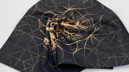 Triquetra Tree Altar Cloth, Tarot Cloth, Altar Decor, Double Sided Altar Cloth, Wall Hanging, Dice Mat, Centerpiece