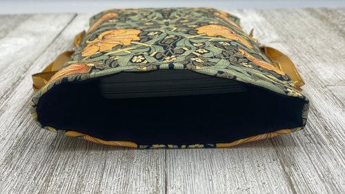 Willim Morris Tarot Bag/ Custom Tarot Bag/ Keepsake Bag / Drawstring Bag / Oracle Bag / Jewelry Bag / Crystal Bag / Gift Bag / Tarot Pouch