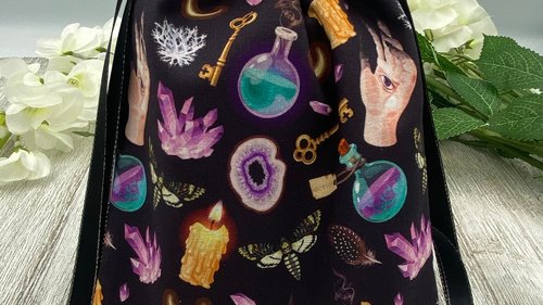 Witchy Crystal Tarot Bag/ Custom Tarot Pouch/ Keepsake Bag / Drawstring Bag / Oracle Bag / Crystal Bag / Tarot Pouch / Cosmetic Bag