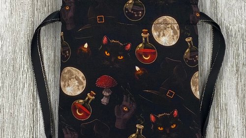 Witchy Cat Tarot Bag/ Custom Tarot Pouch/ Keepsake Bag / Drawstring Bag / Oracle Bag / Crystal Bag / Tarot Pouch / Cosmetic Bag