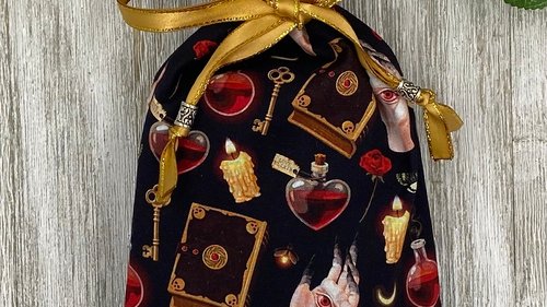 Witchy Rose Tarot Bag/ Custom Tarot Pouch/ Keepsake Bag / Drawstring Bag / Oracle Bag / Crystal Bag / Tarot Pouch / Cosmetic Bag