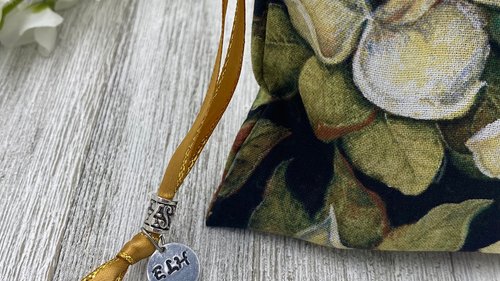 Magnolia Tarot Bag/ Custom Tarot Bag/ Keepsake Bag / Drawstring Bag / Oracle Bag / Jewelry Bag / Crystal Bag / Gift Bag / Tarot Pouch