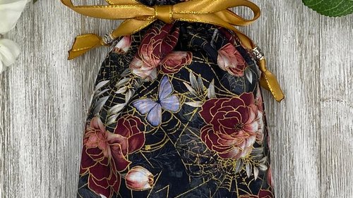 Floral Web Tarot Bag/ Custom Tarot Pouch/ Keepsake Bag / Drawstring Bag / Oracle Bag / Crystal Bag / Tarot Pouch / Cosmetic Bag