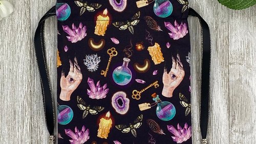Witchy Crystal Tarot Bag/ Custom Tarot Pouch/ Keepsake Bag / Drawstring Bag / Oracle Bag / Crystal Bag / Tarot Pouch / Cosmetic Bag