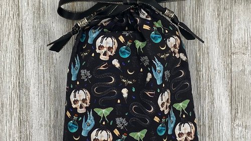 Snakes Tarot Bag/ Custom Tarot Pouch/ Keepsake Bag / Drawstring Bag / Oracle Bag / Crystal Bag / Tarot Pouch / Cosmetic Bag
