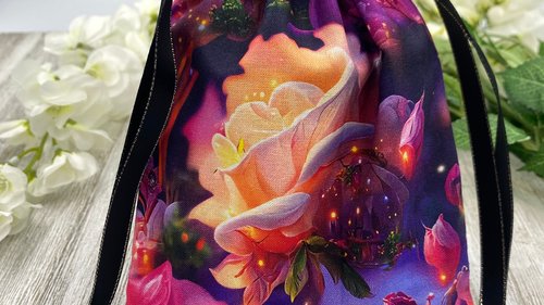 Rose Tarot Bag/ Custom Tarot Bag/ Keepsake Bag / Drawstring Bag / Oracle Bag / Jewelry Bag / Crystal Bag / Gift Bag / Tarot Pouch
