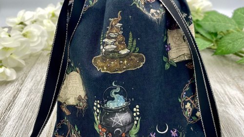 Witchy Tarot Bag/ Custom Tarot Pouch/ Keepsake Bag / Drawstring Bag / Oracle Bag / Crystal Bag / Tarot Pouch / Cosmetic Bag