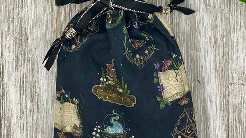 Witchy Tarot Bag/ Custom Tarot Pouch/ Keepsake Bag / Drawstring Bag / Oracle Bag / Crystal Bag / Tarot Pouch / Cosmetic Bag