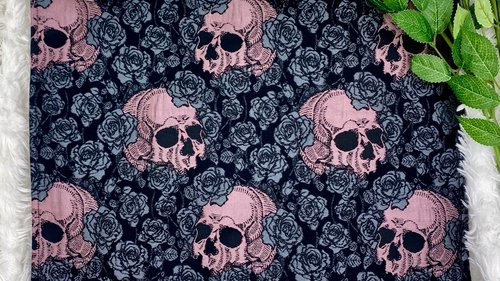 Skulls Altar Cloth, Tarot Cloth, Altar Decor, Double Sided Altar Cloth, Wall Hanging, Dice Mat, Centerpiece