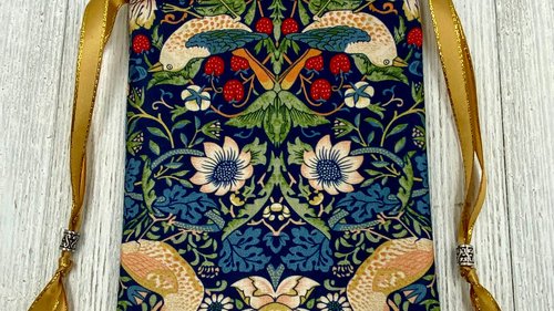 William Morris Tarot Bag/ Custom Tarot Bag/ Keepsake Bag / Drawstring Bag / Oracle Bag / Jewelry Bag / Crystal Bag / Gift Bag / Tarot Pouch