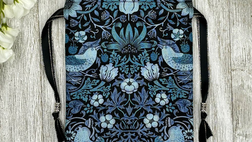 William Morris Tarot Bag/ Custom Tarot Bag/ Keepsake Bag / Drawstring Bag / Oracle Bag / Jewelry Bag / Crystal Bag / Gift Bag / Tarot Pouch