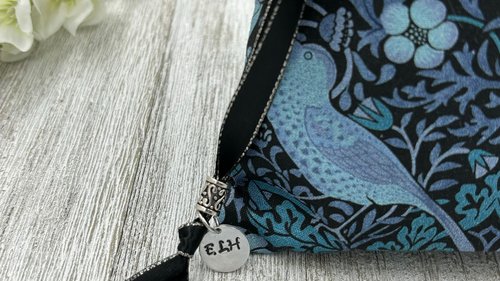 William Morris Tarot Bag/ Custom Tarot Bag/ Keepsake Bag / Drawstring Bag / Oracle Bag / Jewelry Bag / Crystal Bag / Gift Bag / Tarot Pouch