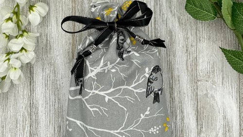 Birds Tarot Bag/ Custom Tarot Bag/ Keepsake Bag / Drawstring Bag / Oracle Bag / Jewelry Bag / Crystal Bag / Gift Bag / Tarot Pouch