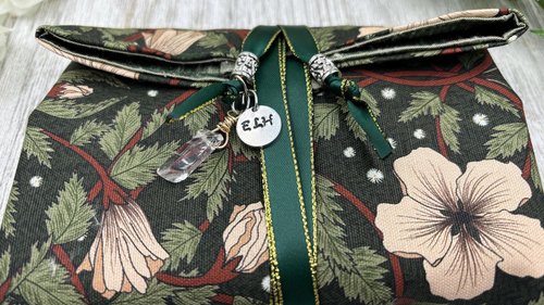Reversible Silk Lined Tarot Wrap/ William Morris Tarot Wrap / Tarot Supplies / Tarot Deck Storage / Tarot Cloth / Tarot Supplies / Altar