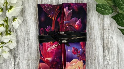 Reversible Silk Lined Tarot Wrap/ Rose Tarot Wrap / Tarot Supplies / Tarot Deck Storage / Tarot Cloth / Tarot Supplies / Altar