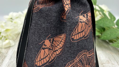 Moth Tarot Bag/ Custom Tarot Pouch/ Keepsake Bag / Drawstring Bag / Oracle Bag / Crystal Bag / Tarot Pouch / Cosmetic Bag
