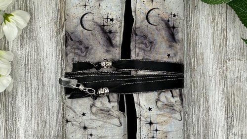 Reversible Cotton Lined Tarot Wrap/ Moons Tarot Wrap / Tarot Supplies / Tarot Deck Storage / Tarot Cloth / Tarot Supplies / Altar
