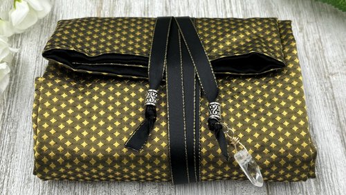 Reversible Silk Tarot Wrap/ Tarot Wrap / Tarot Supplies / Tarot Deck Storage / Tarot Cloth / Tarot Supplies / Altar