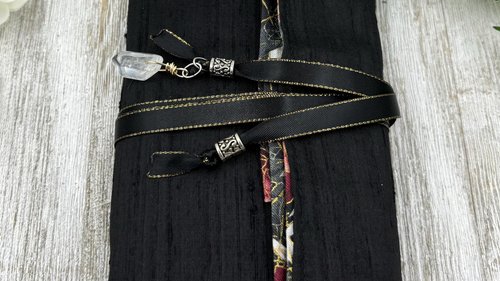 Reversible Silk Lined Tarot Wrap/ Floral SiderWeb Tarot Wrap / Tarot Supplies / Tarot Deck Storage / Tarot Cloth / Tarot Supplies / Altar