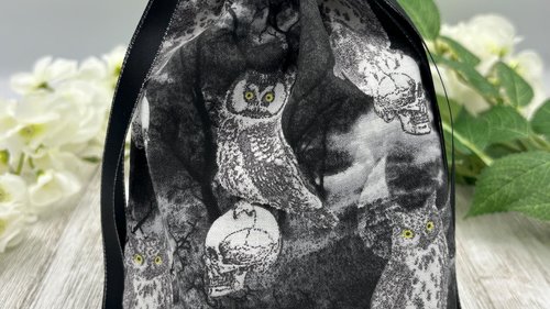 Skull Owl Tarot Bag/ Custom Tarot Pouch/ Keepsake Bag / Drawstring Bag / Oracle Bag / Crystal Bag / Tarot Pouch / Cosmetic Bag