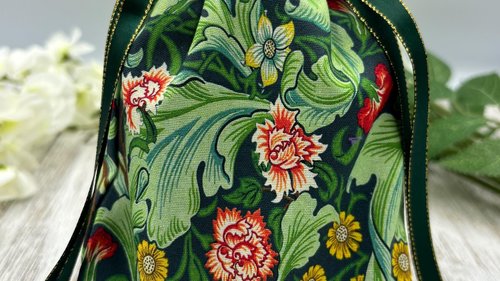William Morris Tarot Bag/ Custom Tarot Bag/ Keepsake Bag / Drawstring Bag / Oracle Bag / Jewelry Bag / Crystal Bag / Gift Bag / Tarot Pouch