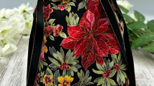 Poinsettia Tarot Bag/ Custom Tarot Pouch/ Keepsake Bag / Drawstring Bag / Oracle Bag / Crystal Bag / Tarot Pouch / Cosmetic Bag